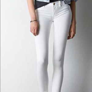 AEO super stretch white jeggings